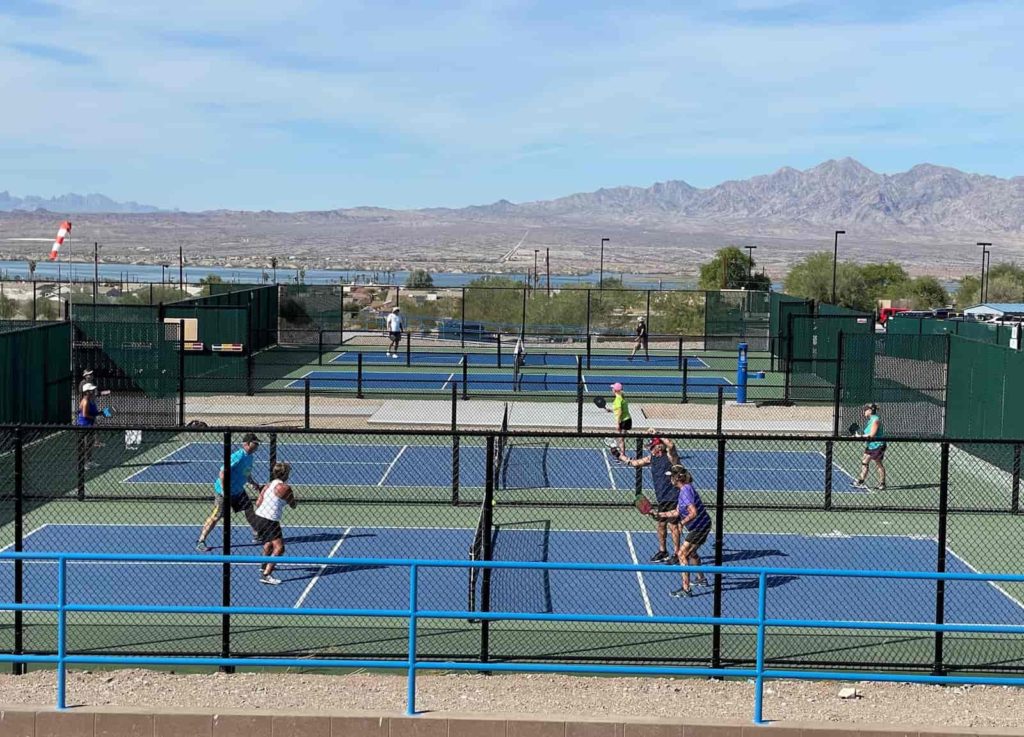 PICKLEBALL DOUBLES PLAY