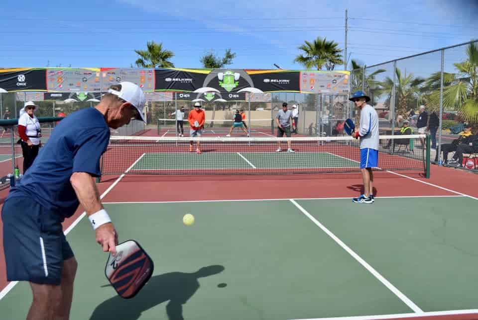 PICKLEBALL DOUBLES PLAY