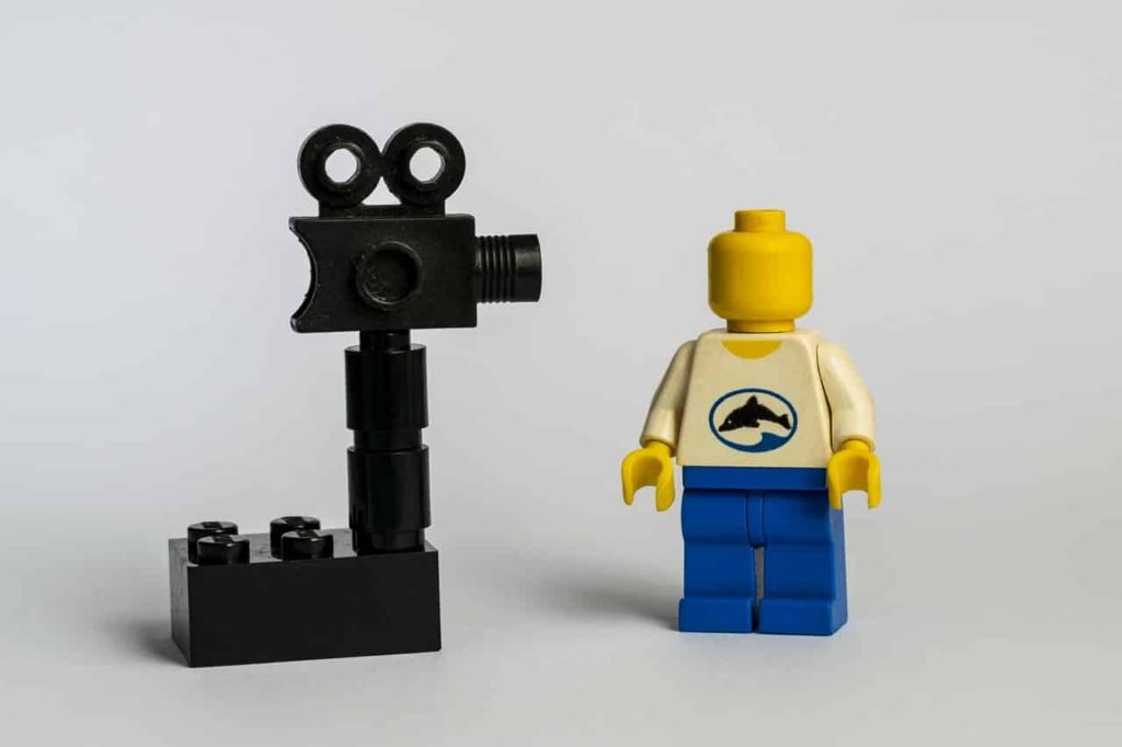 FILM YOURSELF PLAYING PICKLEBALL