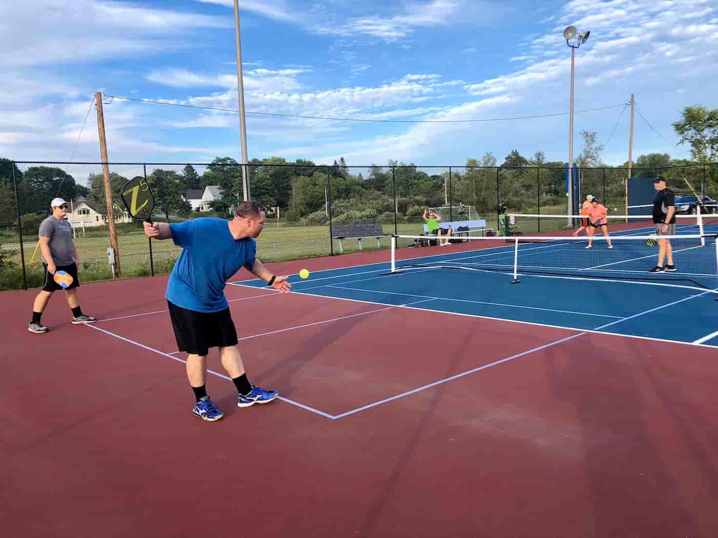 The Benefits of Using a Topspin Forehand Shot in Pickleball