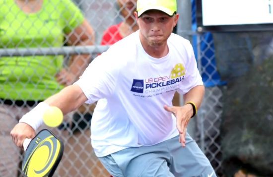 PICKLEBALL BACKHAND SLICE ONE HANDED