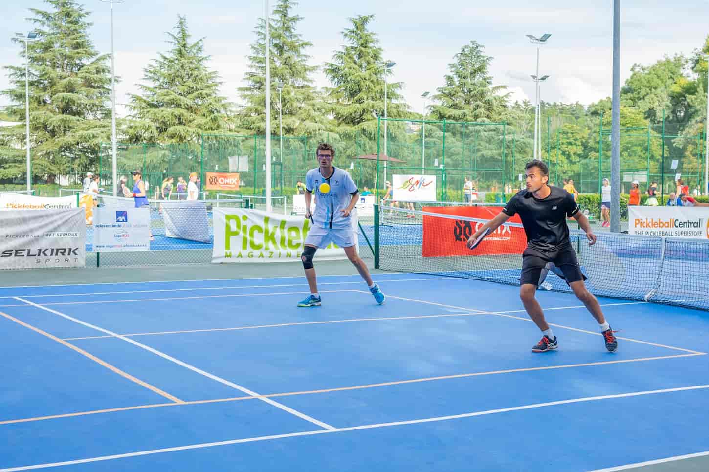 The Art of the Pickleball Backhand Slice PICKLEBALL PEAK