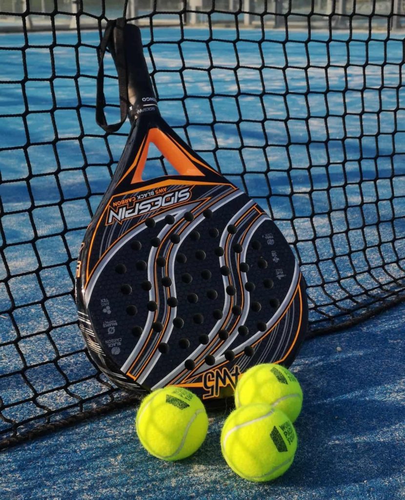 PADEL TENNIS PADEL AND BALLS