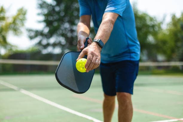 PICKLEBALL BALL CONTACT POINT